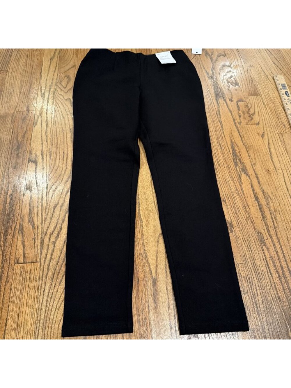 Calvin Klein Womens Size 8 Black Pull on pants New Tapered Leg Ankle